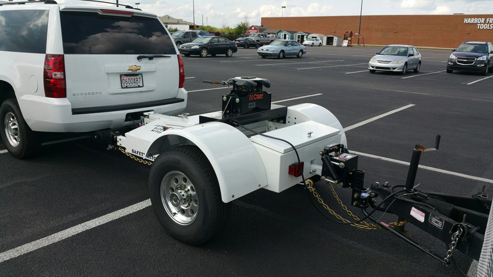 bumperpull-trailer-with-triple-play-safety-hitch